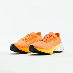 Pánska bežecká obuv Kiprun KD900 oranžová oranžová 42 1_SLASH_2